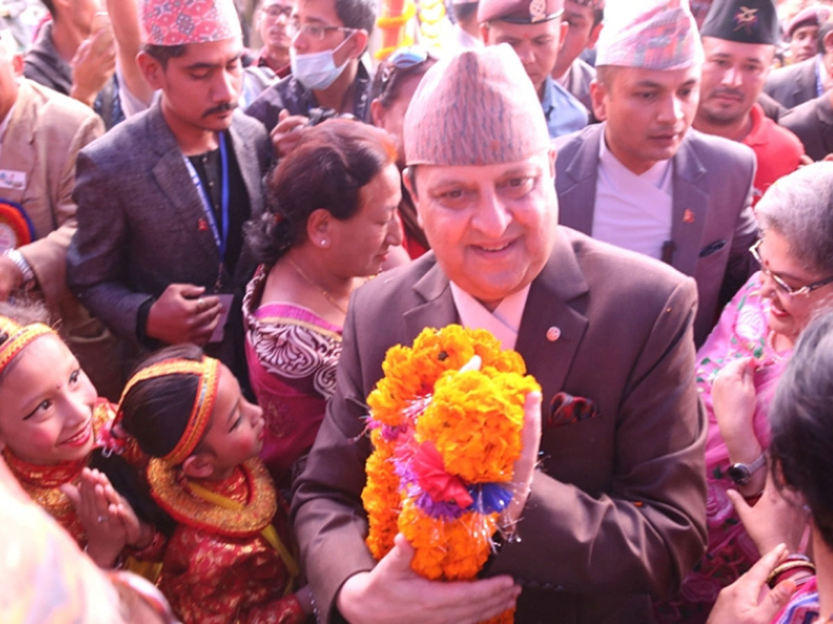 पूर्व राजा ज्ञानेन्द्र धनगढी आउने